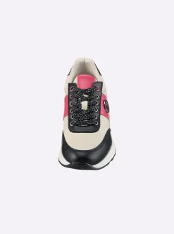 Sneaker