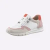 Sneaker im Mix aus Glatt- und Veloursleder
