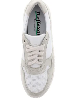 Sneaker mit flexibler Laufsohle