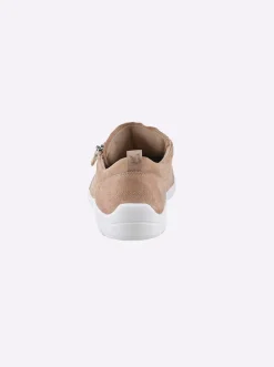 Sneaker mit Weichschaumfußbett