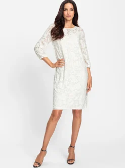 Spitzenkleid mit separatem Unterkleid