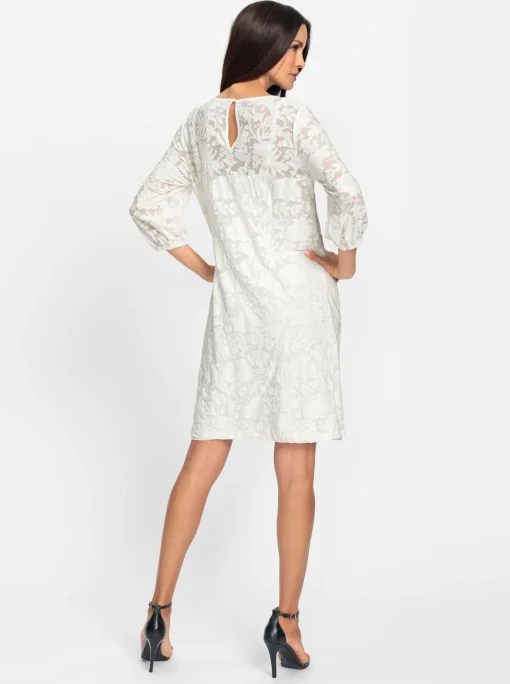 Spitzenkleid mit separatem Unterkleid