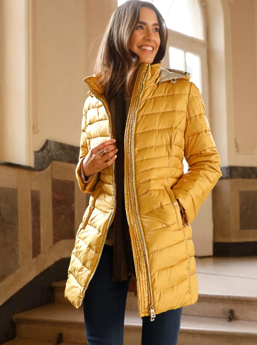 Steppjacke mit dezentem Glanz