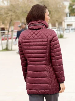 Steppjacke mit dezentem Glanz