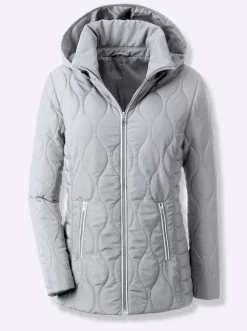 Steppjacke mit kontrastreichen Akzenten