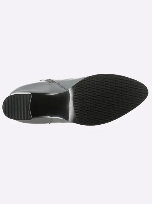 Stiefelette