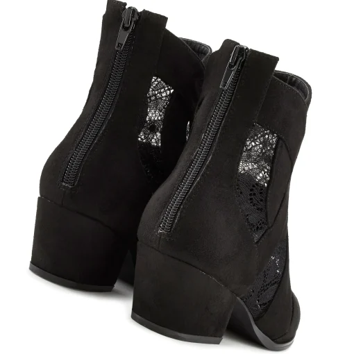 Stiefelette