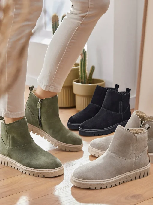 Stiefelette mit seitlichem Reißverschluss