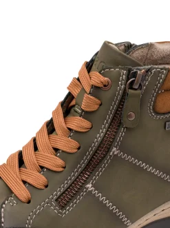 Stiefelette mit Ziernähten