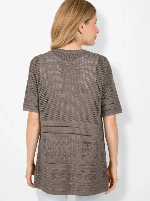 Strickjacke in Ajourstrick