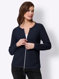 Strickjacke in dezentem Glanz
