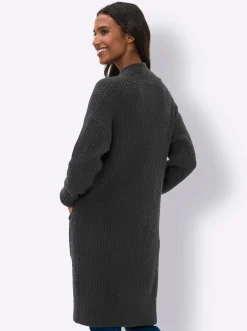 Strickjacke mit aufgesetzten Taschen