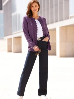 Strickjacke mit gebogter Knopfleiste