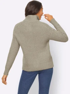 Strickjacke mit variablem Kragen