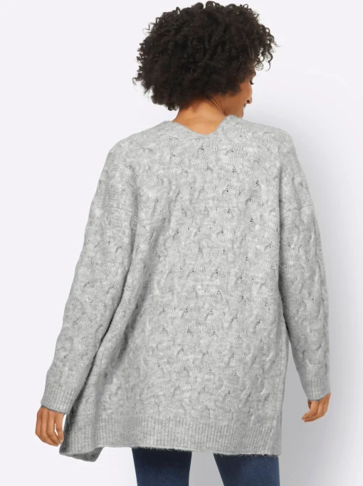 Strickjacke mit Zopfmuster allover
