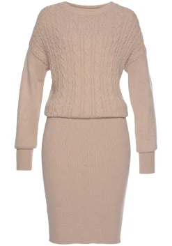 Strickkleid