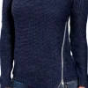 Strickpullover in asymmetrischer Form