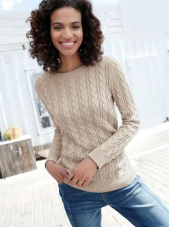 Strickpullover mit Zopfmuster