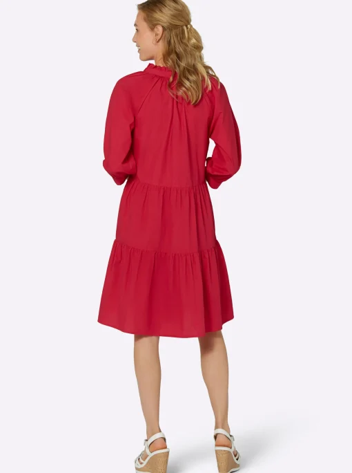 Stufenkleid mit Rüschen