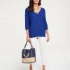 V-Ausschnitt-Pullover im Oversized-Schnitt