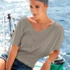 V-Shirt