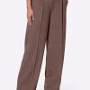 Webhose mit Bundfalten