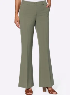 Webhose mit weiten Beinen